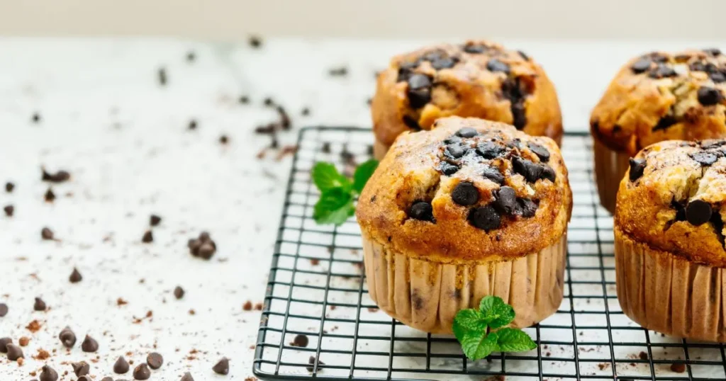 chocolate chip banana bread muffins